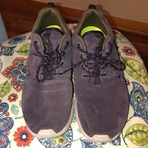 🌸5/$20!🌸 Suede Nike Roshes